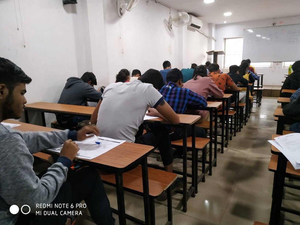  Biology Coaching Classes in  Bilaspur